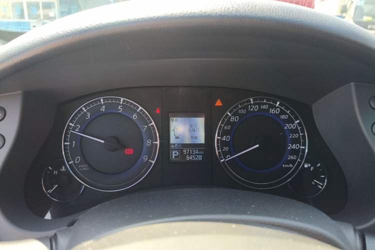 Used Infiniti QX50 2015 2.5L Comfort Edition Instrument Cluster