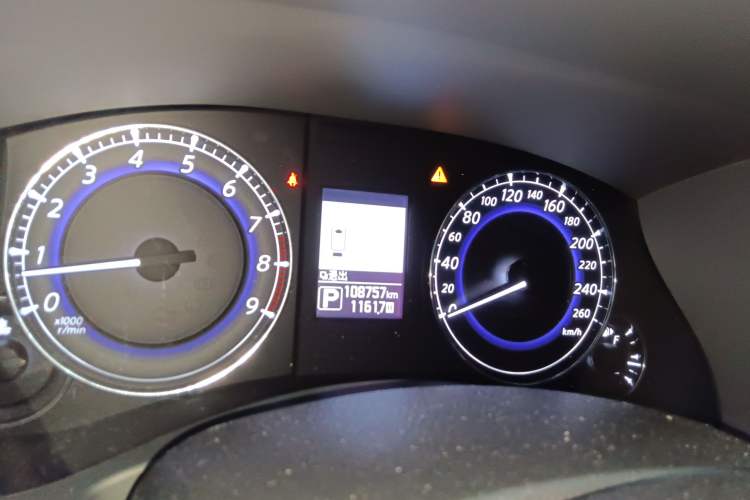 Used Infiniti QX50 2015 2.5L Enjoyment Edition Instrument Cluster