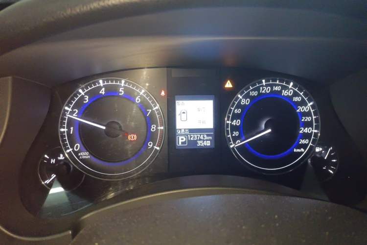 Used Infiniti QX50 2015 2.5L Enjoyment Edition Instrument Cluster