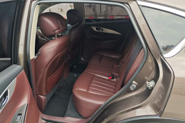 Used Infiniti QX50 2015 2.5L Luxury Edition Left Rear Seat