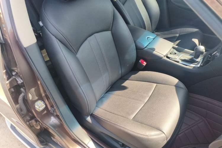 Used Infiniti QX50 2015 2.5L Comfort Edition Right Front Seat