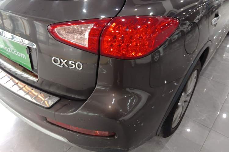 Used Infiniti QX50 2015 2.5L Enjoyment Edition Right Rear Taillight