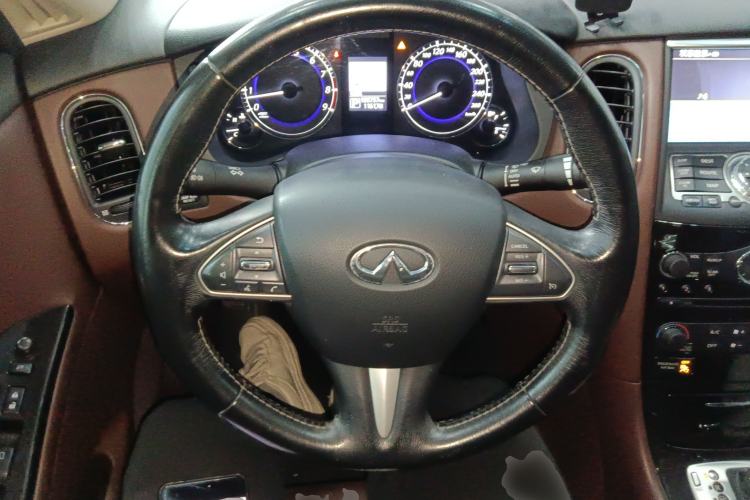 Used Infiniti QX50 2015 2.5L Enjoyment Edition Steering Wheel