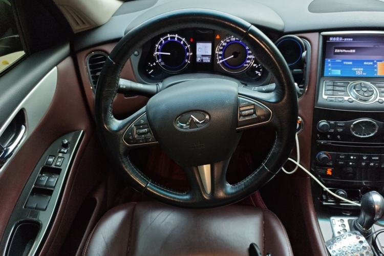 Used Infiniti QX50 2015 2.5L Enjoyment Edition Steering Wheel