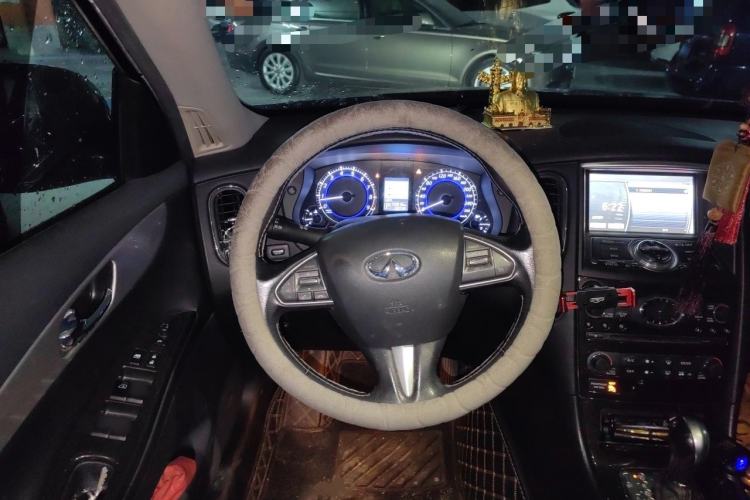 Used Infiniti QX50 2015 2.5L Enjoyment Edition Steering Wheel