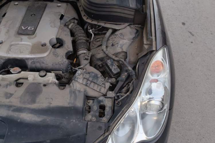 Used Infiniti QX50 2015 2.5L Comfort Edition Engine Bay Left