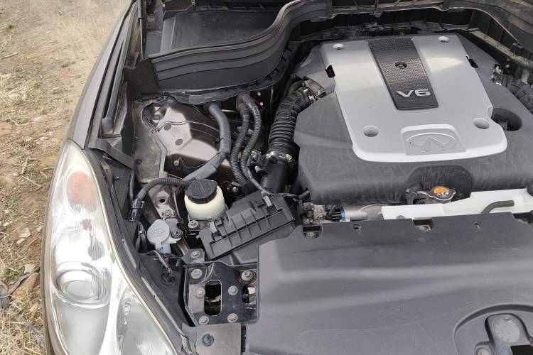 Used Infiniti QX50 2015 2.5L Comfort Edition Engine Bay Right