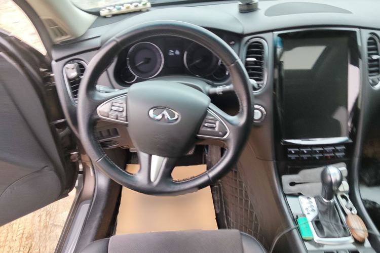 Used Infiniti QX50 2015 2.5L Comfort Edition Steering Wheel