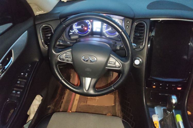 Used Infiniti QX50 2015 2.5L Comfort Edition Steering Wheel