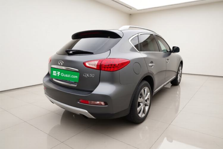 Used Infiniti QX50 2015 2.5L Comfort Edition Exterior 5