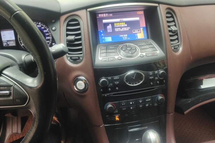 Used Infiniti QX50 2015 2.5L Enjoyment Edition Audio And AC Panel