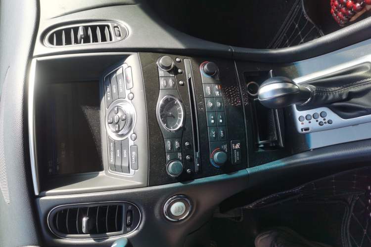 Used Infiniti QX50 2015 2.5L Comfort Edition Audio And AC Panel