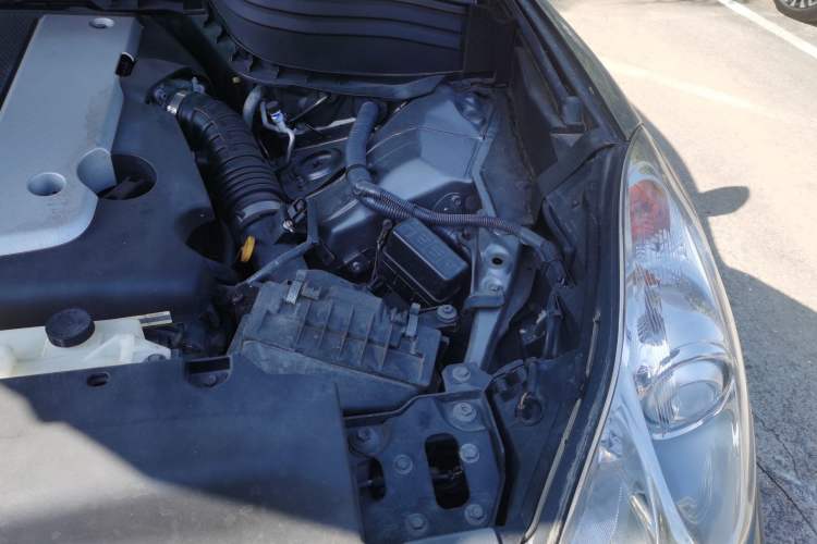 Used Infiniti QX50 2015 2.5L Comfort Edition Engine Bay Left
