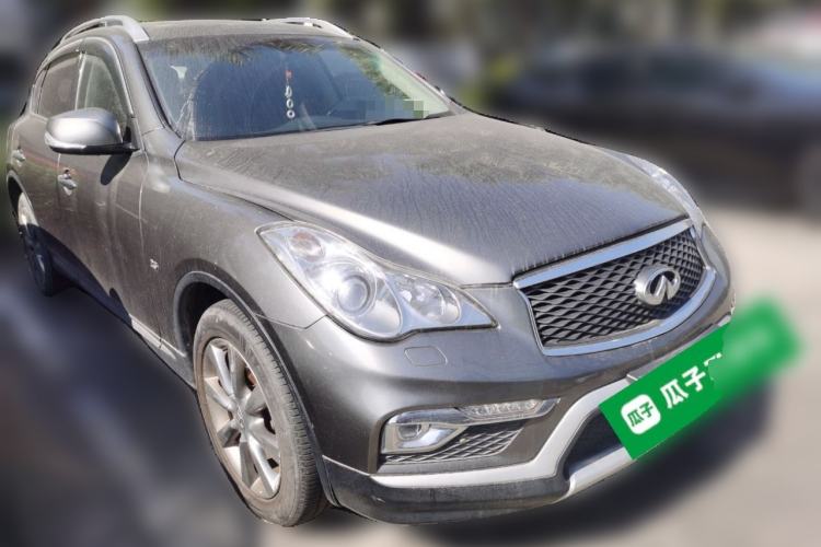 Used Infiniti QX50 2015 2.5L Comfort Edition Front Right 45 Deg