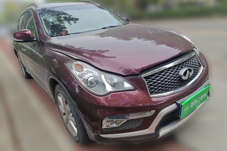 Used Infiniti QX50 2015 2.5L Enjoyment Edition Front Right 45 Deg
