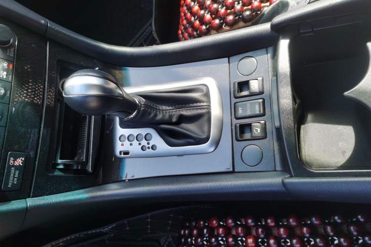 Used Infiniti QX50 2015 2.5L Comfort Edition Gear Lever