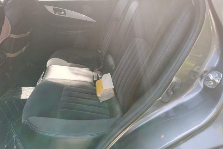 Used Infiniti QX50 2015 2.5L Comfort Edition Left Rear Seat