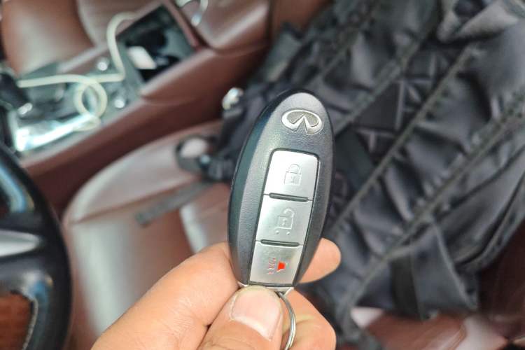 Used Infiniti QX50 2015 2.5L Enjoyment Edition Vehicle Key