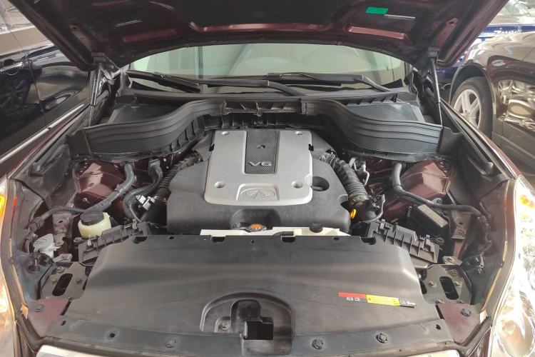 Used Infiniti QX50 2015 2.5L Comfort Edition Engine Bay