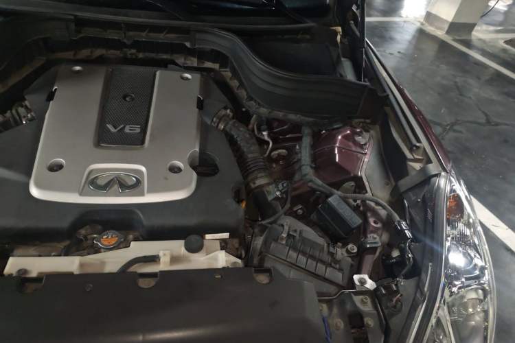 Used Infiniti QX50 2015 2.5L Enjoyment Edition Engine Bay Left