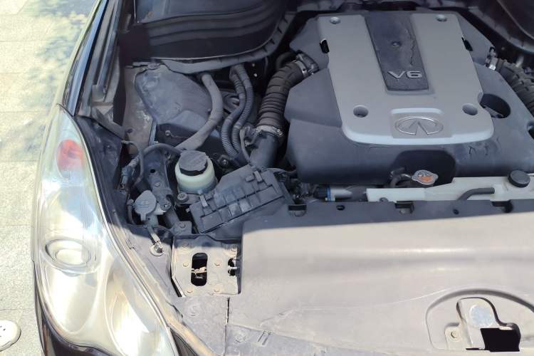 Used Infiniti QX50 2015 2.5L Enjoyment Edition Engine Bay Right