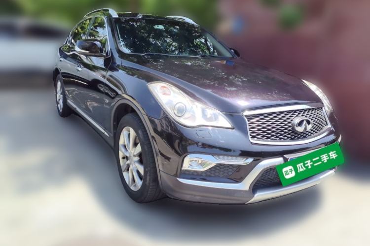 Used Infiniti QX50 2015 2.5L Enjoyment Edition Front Right 45 Deg