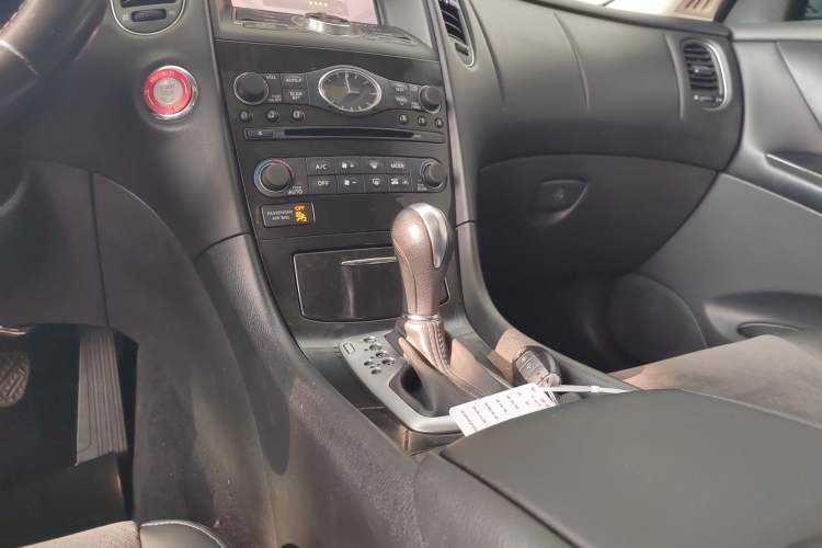 Used Infiniti QX50 2015 2.5L Comfort Edition Gear Lever