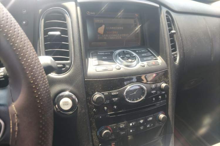 Used Infiniti QX50 2015 2.5L Comfort Edition Audio And AC Panel