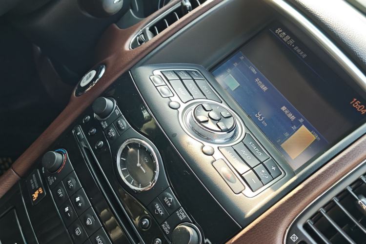 Used Infiniti QX50 2015 2.5L Enjoyment Edition Audio And AC Panel