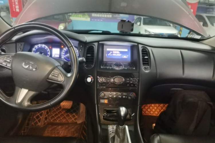 Used Infiniti QX50 2015 2.5L Luxury Edition Audio And AC Panel