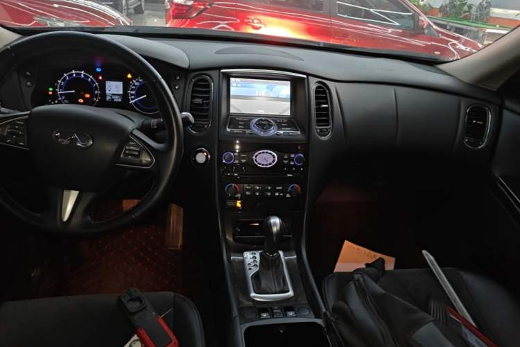 Used Infiniti QX50 2015 2.5L Comfort Edition Audio And AC Panel