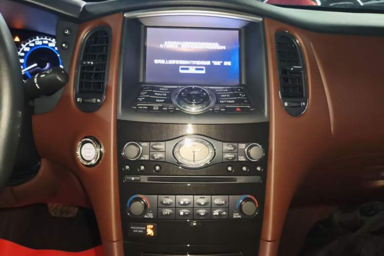 Used Infiniti QX50 2015 2.5L Enjoyment Edition Audio And AC Panel