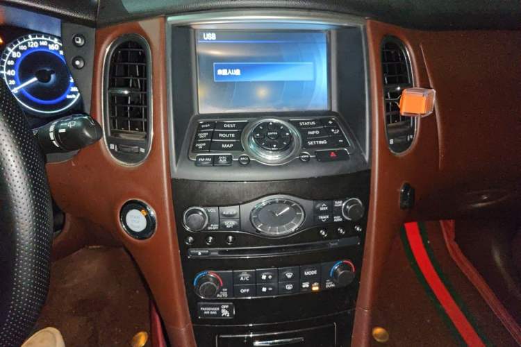 Used Infiniti QX50 2015 2.5L Enjoyment Edition Audio And AC Panel