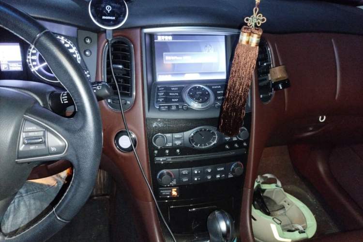 Used Infiniti QX50 2015 2.5L Enjoyment Edition Audio And AC Panel