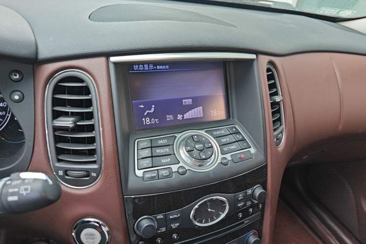 Used Infiniti QX50 2015 2.5L Enjoyment Edition Audio And AC Panel