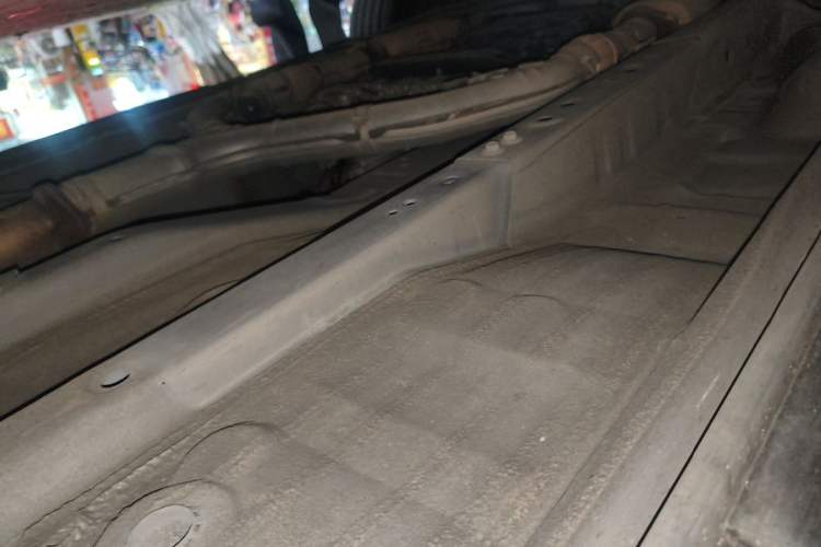 Used Infiniti QX50 2015 2.5L Comfort Edition Chassis Front Left