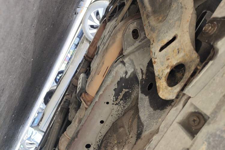 Used Infiniti QX50 2015 2.5L Comfort Edition Chassis Front Left