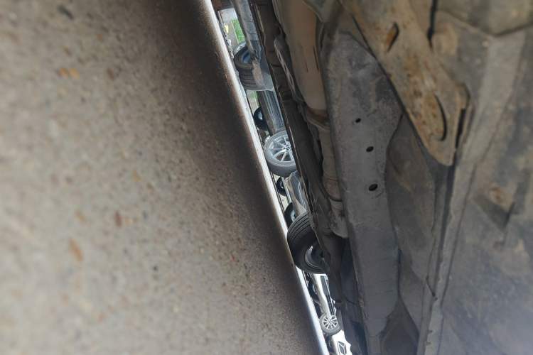 Used Infiniti QX50 2015 2.5L Comfort Edition Chassis Front Left