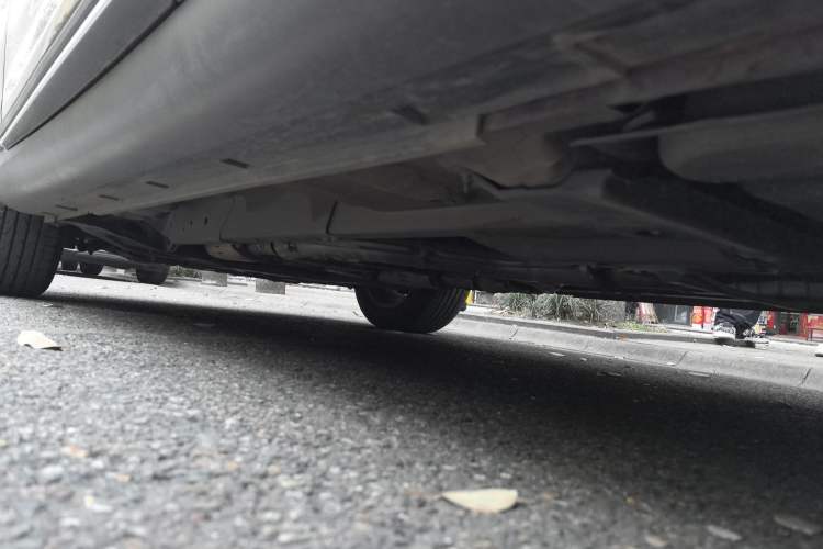 Used Infiniti QX50 2015 2.5L Comfort Edition Chassis Rear Left