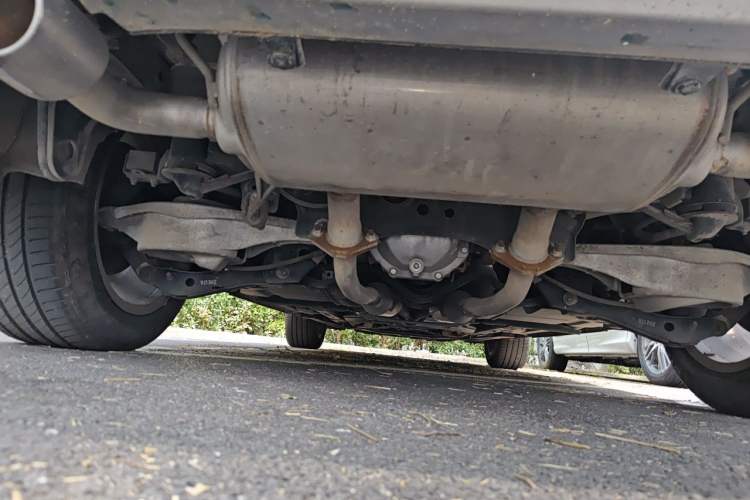 Used Infiniti QX50 2015 2.5L Comfort Edition Chassis Rear
