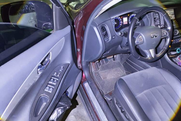 Used Infiniti QX50 2015 2.5L Comfort Edition Driver Seat
