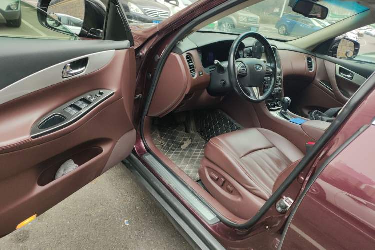 Used Infiniti QX50 2015 2.5L Enjoyment Edition Driver Seat