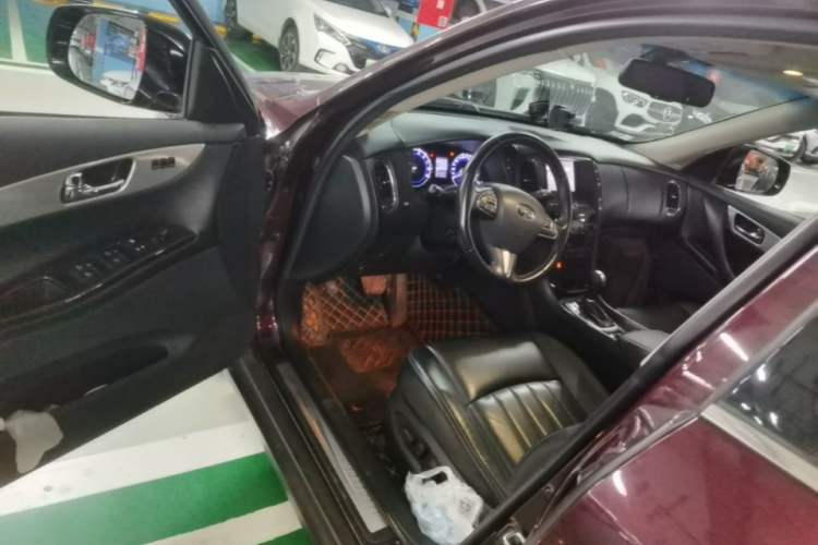 Used Infiniti QX50 2015 2.5L Luxury Edition Driver Seat