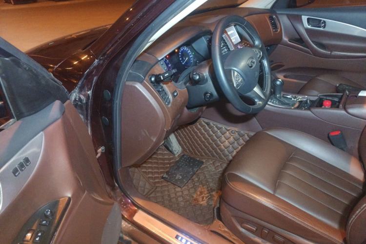 Used Infiniti QX50 2015 2.5L Luxury Edition Driver Seat