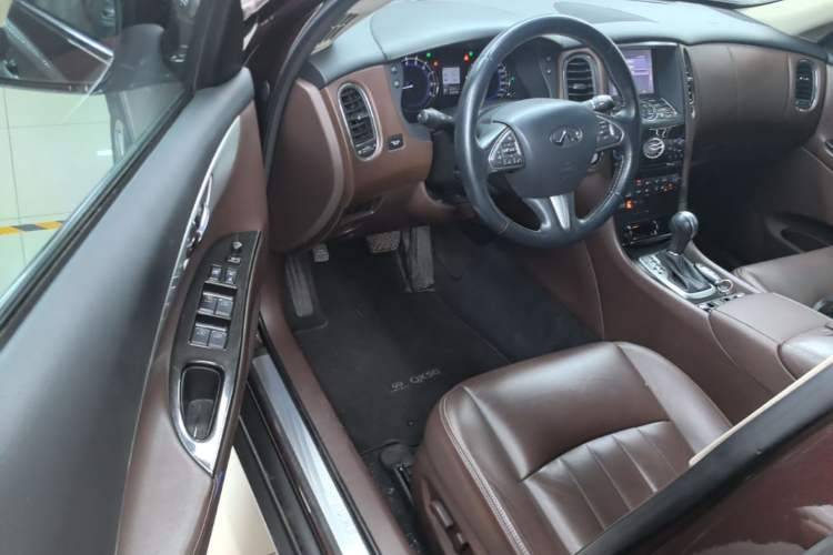 Used Infiniti QX50 2015 2.5L Enjoyment Edition Driver Seat