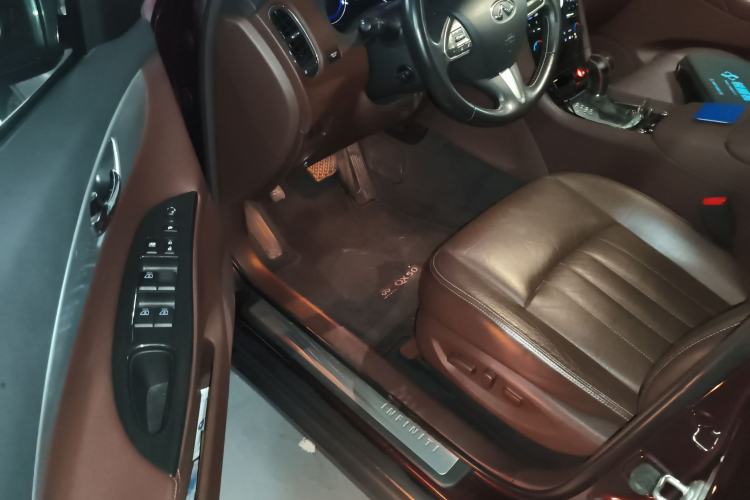 Used Infiniti QX50 2015 2.5L Enjoyment Edition Driver Seat