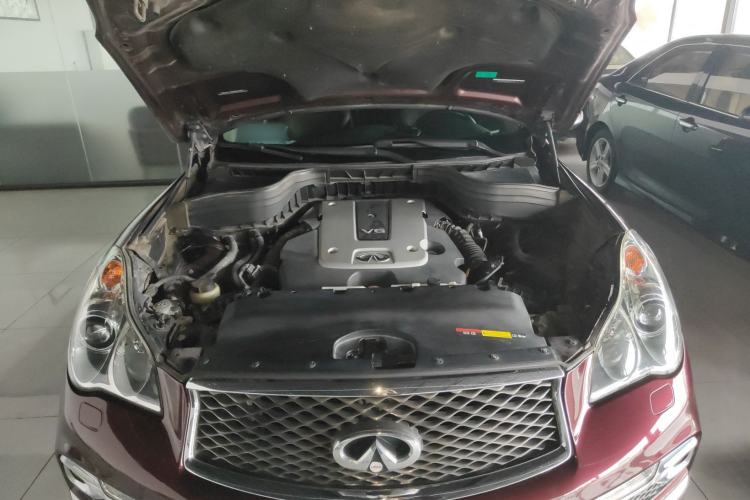 Used Infiniti QX50 2015 2.5L Enjoyment Edition Engine Bay
