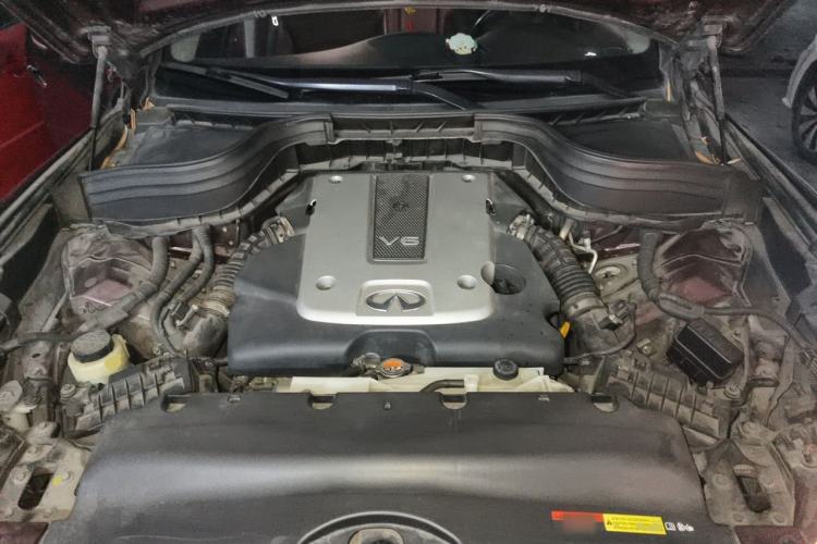 Used Infiniti QX50 2015 2.5L Luxury Edition Engine Bay