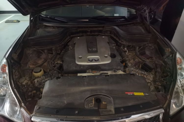 Used Infiniti QX50 2015 2.5L Comfort Edition Engine Bay
