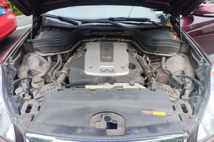 Used Infiniti QX50 2015 2.5L Enjoyment Edition Engine Bay